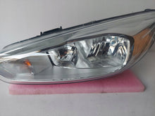 Load image into Gallery viewer, Frontscheinwerfer Ford Focus F1EB-13W030-AF Links Scheinwerfer Headlight