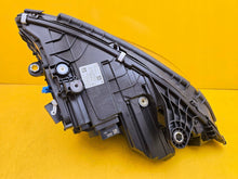 Laden Sie das Bild in den Galerie-Viewer, Frontscheinwerfer Mercedes-Benz W206 A2069065404 LED Rechts Headlight SCH2865131672tp
