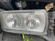 Laden Sie das Bild in den Galerie-Viewer, Frontscheinwerfer Iveco I 504047577 Rechts Scheinwerfer Headlight SCH7955018326lm