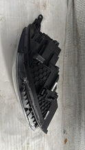 Load image into Gallery viewer, Frontscheinwerfer Hyundai I30 III G492113010 Links Scheinwerfer Headlight SCH1909230521st