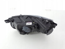 Laden Sie das Bild in den Galerie-Viewer, Frontscheinwerfer Peugeot Partner Rifter 9816826880 Rechts Headlight SCH5008658236ad