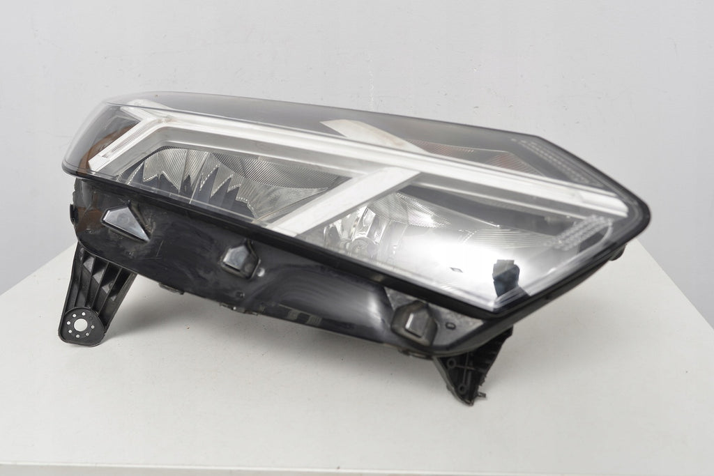 Frontscheinwerfer Dacia Sandero III 260107978R Rechts Scheinwerfer Headlight