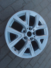 Load image into Gallery viewer, 1x Alufelge 17 Zoll 6.5&quot; 5x112 6856076 BMW F39 X1 F48 Rim Wheel