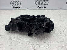 Laden Sie das Bild in den Galerie-Viewer, Frontscheinwerfer Audi A3 8V0941005E Bi-Xenon Links Scheinwerfer Headlight SCH1943038187og
