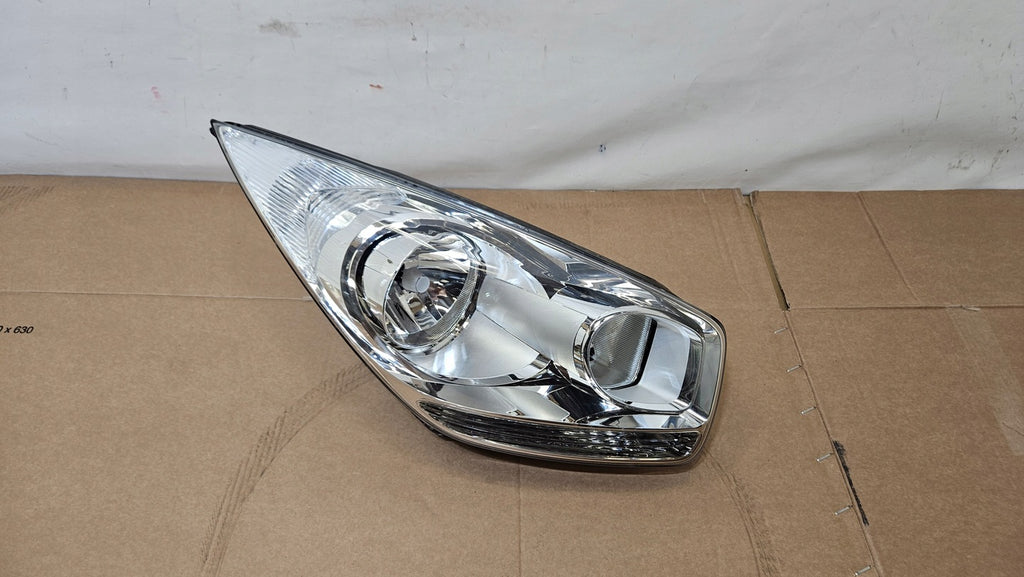 Frontscheinwerfer Kia Venga 92102-1P000 Rechts Scheinwerfer Headlight