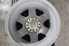 Load image into Gallery viewer, 1x Alufelge 17 Zoll 8.0" 6x139.7 55ET Glanz Silber AB39-1007-RA Ford Ranger FEL1728178366ro