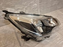 Laden Sie das Bild in den Galerie-Viewer, Frontscheinwerfer Mitsubishi Space Star 19-8301D446 Rechts Headlight SCH9189987499cm