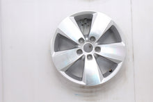 Load image into Gallery viewer, 1x Alufelge 16 Zoll 6.5&quot; 5x112 46ET Glanz Silber 5G0601025J Vw Rim Wheel