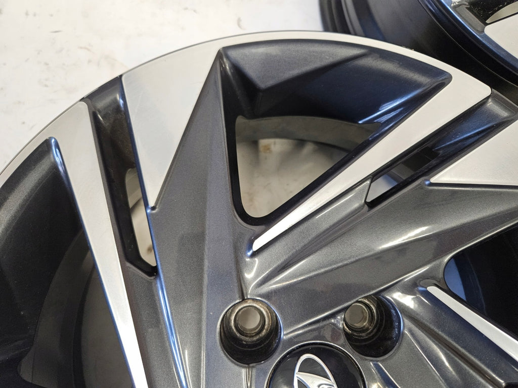 1x Alufelge 16 Zoll 6.0" 4x100 50ET Glanz 52910-Q0200 Hyundai I10 III I20 FEL1471898455pl