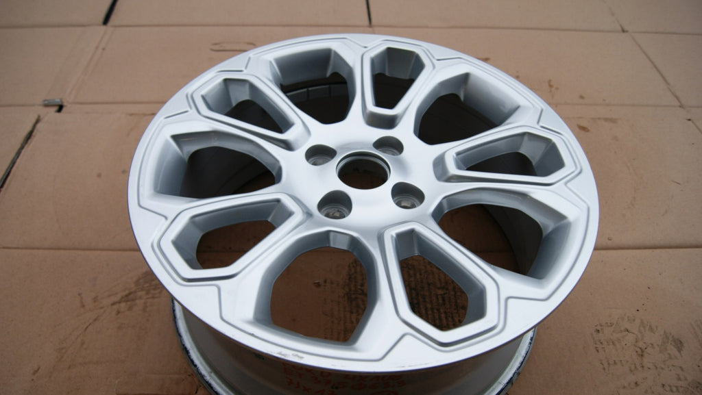1x Alufelge 17 Zoll 7.0" 4x108 37 5ET Glanz Silber GN15-F6B Ford Ecosport FEL7385923158np