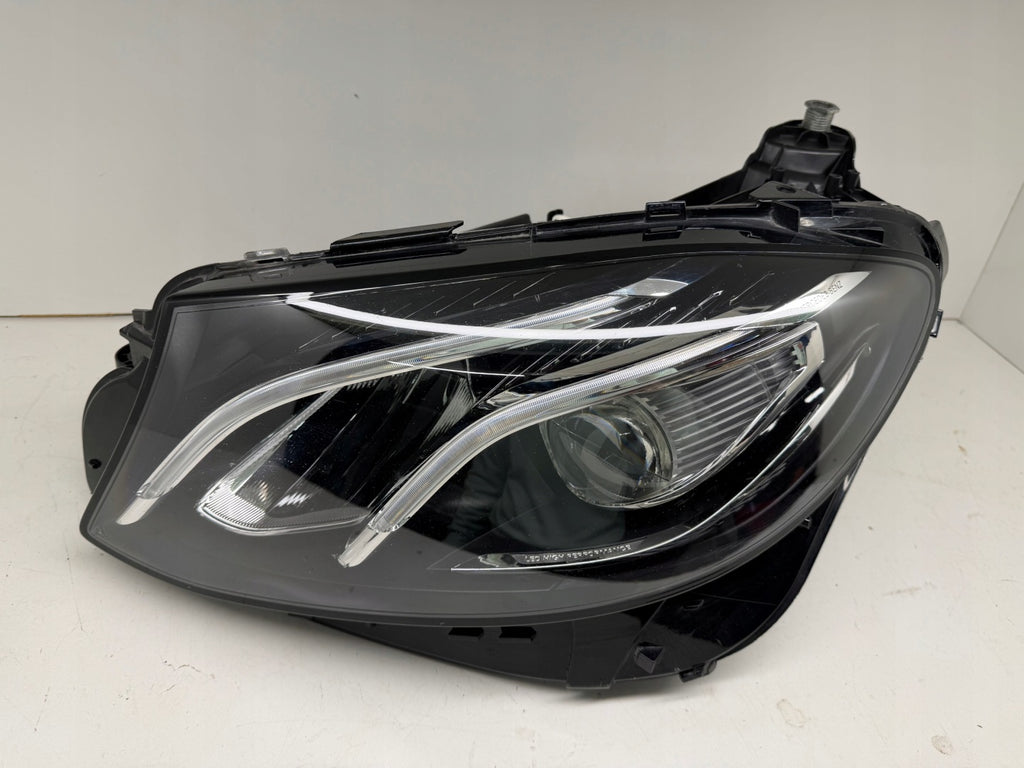 Frontscheinwerfer Mercedes-Benz W213 A2139064004 Ein Stück (Rechts oder Links) SCH4223305865ka