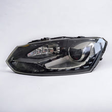 Load image into Gallery viewer, Frontscheinwerfer VW Polo 6R1941031D Xenon Links Scheinwerfer Headlight