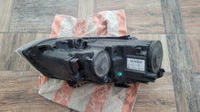 Load image into Gallery viewer, Frontscheinwerfer VW Polo 6R1941007F Links Scheinwerfer Headlight