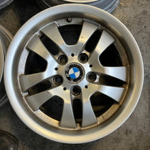 Laden Sie das Bild in den Galerie-Viewer, 4x Alufelge 16 Zoll 7.0" 5x120 34ET 6765762 BMW 4 Rim Wheel FEL7910170680su