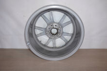 Laden Sie das Bild in den Galerie-Viewer, 1x Alufelge 17 Zoll 7.5" 5x112 6883518 BMW G21 G22 G20 G23 G26 Rim Wheel FEL7224988140jh