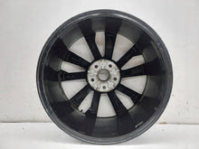 Laden Sie das Bild in den Galerie-Viewer, 1x Alufelge 18 Zoll 7.0&quot; 5x112 45ET 57A601025AD Skoda Karoq Rim Wheel