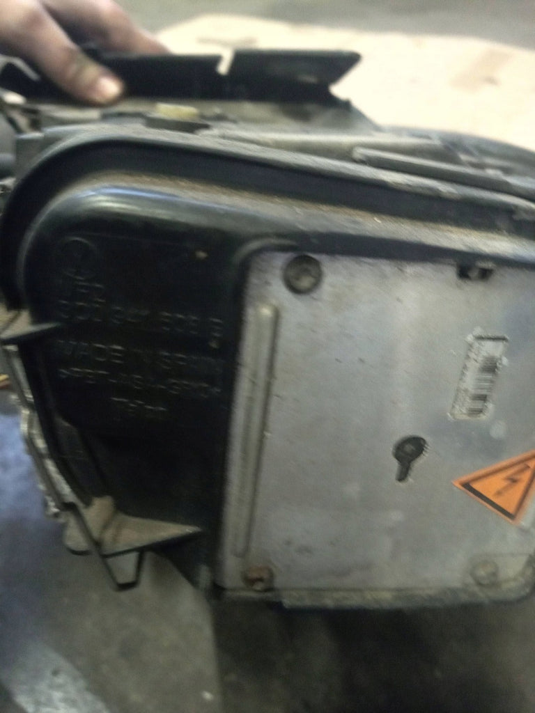 Frontscheinwerfer VW Passat 89315540 Rechts Scheinwerfer Headlight SCH5991184954jf