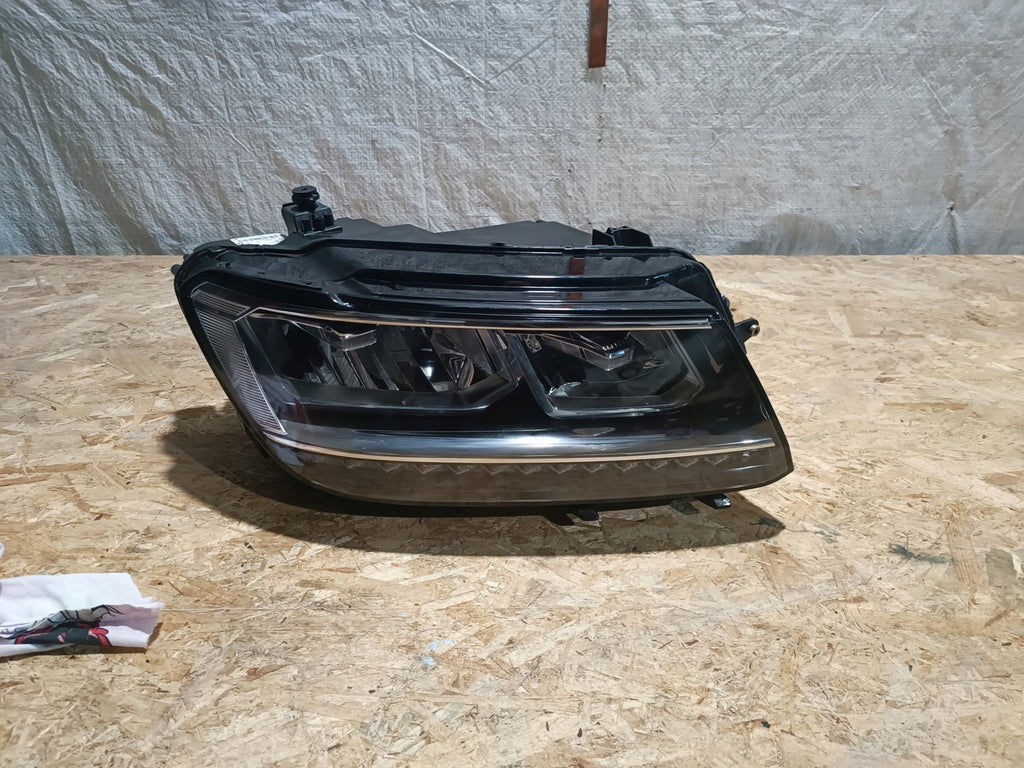 Frontscheinwerfer VW Tiguan 5NB941036D Rechts Scheinwerfer Headlight SCH3242804563zw