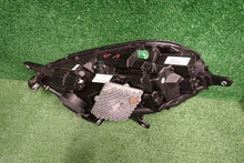 Laden Sie das Bild in den Galerie-Viewer, Frontscheinwerfer Maserati I 06701588600 Rechts Scheinwerfer Headlight SCH4894110816jj