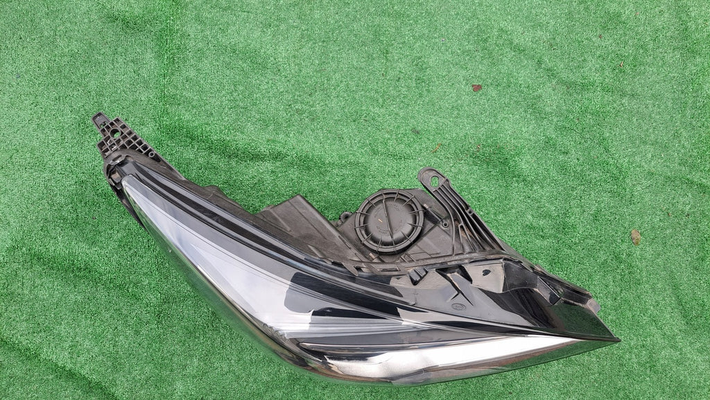 Frontscheinwerfer Opel Astra 39047199 LED Rechts Scheinwerfer Headlight