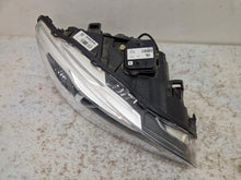 Laden Sie das Bild in den Galerie-Viewer, Frontscheinwerfer Volvo V60 S60 31420262 Xenon Rechts Scheinwerfer Headlight SCH6877392409gl