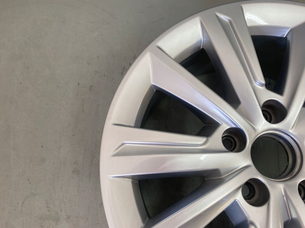 1x Alufelge 16 Zoll 6.5" 5x112 33ET Glanz Silber 7N5601025 Seat Alhambra FEL8239036039zj