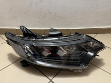 Laden Sie das Bild in den Galerie-Viewer, Frontscheinwerfer Mitsubishi Outlander 4BX19-8301D3 LED Rechts Headlight