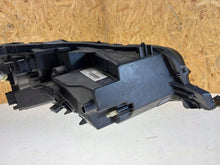 Laden Sie das Bild in den Galerie-Viewer, Frontscheinwerfer Peugeot 2008 II 9841642080 Rechts Scheinwerfer Headlight SCH3931373008rj
