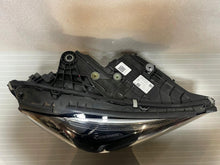 Load image into Gallery viewer, Frontscheinwerfer Mercedes-Benz W206 A2069067203 LED Rechts Headlight SCH9483116139nv