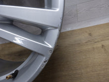 Laden Sie das Bild in den Galerie-Viewer, 1x Alufelge 17 Zoll 7.5" 5x112 43ET Silber 8V0601025DD Audi A3 Rim Wheel FEL4266149364ij