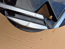 Load image into Gallery viewer, 1x Alufelge 16 Zoll 6.5&quot; 5x114.3 40ET Glanz Silber Nissan Leaf Rim Wheel