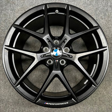 Laden Sie das Bild in den Galerie-Viewer, 1x Alufelge 18 Zoll 8.0" 5x112 54ET Glanz Schwarz 8092354 BMW 2 F44 1 F40 FEL4553469451ai