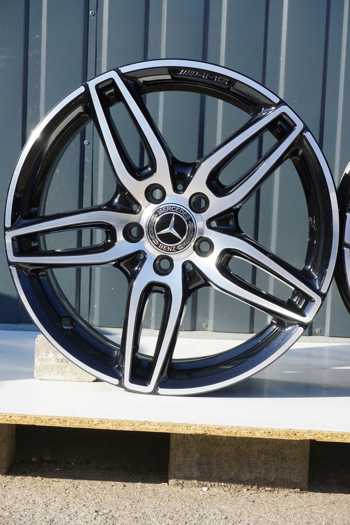4x Alufelge 18 Zoll 7.5" 5x112 52ET Glanz Schwarz A1764010700 Mercedes-Benz W176