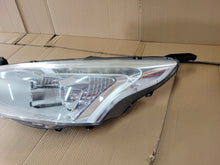 Laden Sie das Bild in den Galerie-Viewer, Frontscheinwerfer Ford B-Max AV11-13W030-CF Links Scheinwerfer Headlight SCH5035762099sq