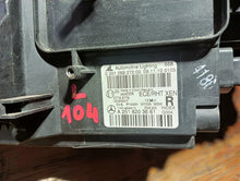 Laden Sie das Bild in den Galerie-Viewer, Frontscheinwerfer Mercedes-Benz W251 A2518203661 Rechts Scheinwerfer Headlight SCH6399726494jr