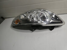 Laden Sie das Bild in den Galerie-Viewer, Frontscheinwerfer Renault Master III 260605375 Links Scheinwerfer Headlight