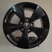 Laden Sie das Bild in den Galerie-Viewer, 1x Alufelge 16 Zoll 6.5" 5x112 46ET Schwarz 5E0601025BE Skoda Rim Wheel FEL2343367810zi