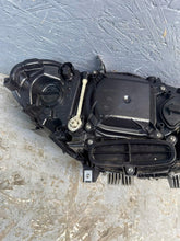 Load image into Gallery viewer, Frontscheinwerfer BMW F11 F10 1LL011087-23 A9731713307 Xenon Rechts oder Links SCH5853479054mv