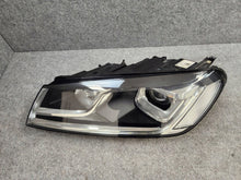 Laden Sie das Bild in den Galerie-Viewer, Frontscheinwerfer VW Touareg 7P1941033 Xenon Links Scheinwerfer Headlight SCH1381154822is