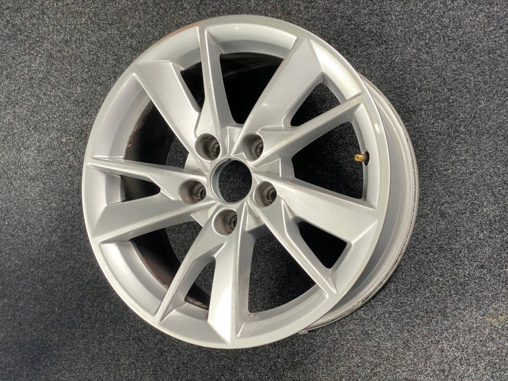 1x Alufelge 16 Zoll 7.0" 5x112 35ET Silber 8W0601025 Audi A4 B9 Rim Wheel FEL1738573523sv