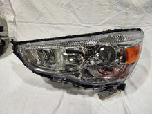 Laden Sie das Bild in den Galerie-Viewer, Frontscheinwerfer Mitsubishi Asx 467807970 Xenon Links Scheinwerfer Headlight