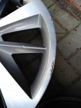 Load image into Gallery viewer, 1x Alufelge 18 Zoll 7.5&quot; 5x112 51ET Glanz Grau 5F0601025E Mg Leon Rim Wheel