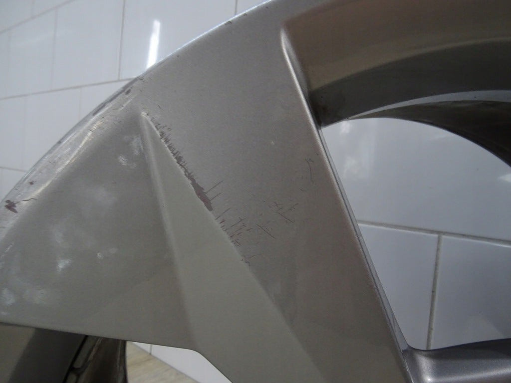 1x Alufelge 18 Zoll 8.0" 5x112 Silber 8Y0601025J Audi A3 Rim Wheel FEL6514048159ow