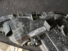 Laden Sie das Bild in den Galerie-Viewer, Frontscheinwerfer Mazda 6 I 3161148LA82 Links Scheinwerfer Headlight SCH4877235094pm