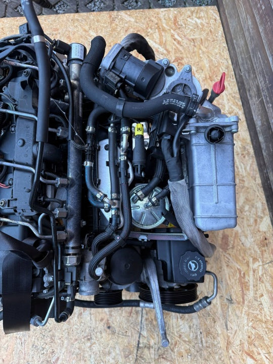 Motor Mercedes-Benz W204 XLV3178 2.2 CDI Diesel Engine Unkomplett MOT8883109202hx