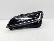 Laden Sie das Bild in den Galerie-Viewer, Frontscheinwerfer Skoda Superb III 3V1941015D Full LED Links Headlight