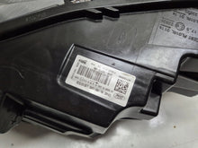 Laden Sie das Bild in den Galerie-Viewer, Frontscheinwerfer Ford Kuga LV4B-13E016-AN Full LED Rechts Headlight SCH5695915559zq