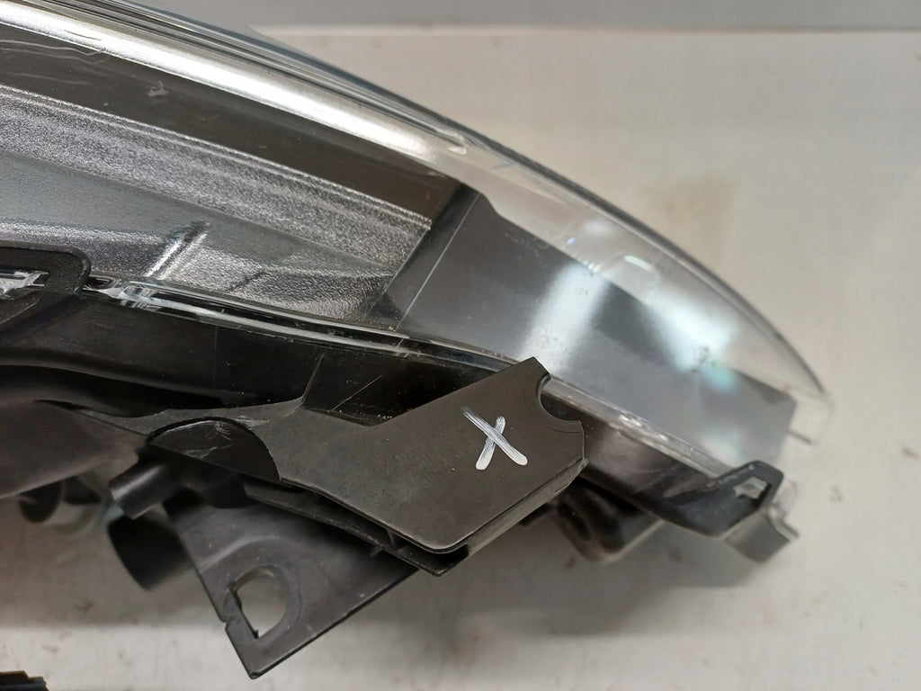 Frontscheinwerfer Toyota Yaris Links Scheinwerfer Headlight