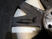 Load image into Gallery viewer, 1x Alufelge 18 Zoll 7.0&quot; 5x100 2GM601025F VW T-Cross Rim Wheel