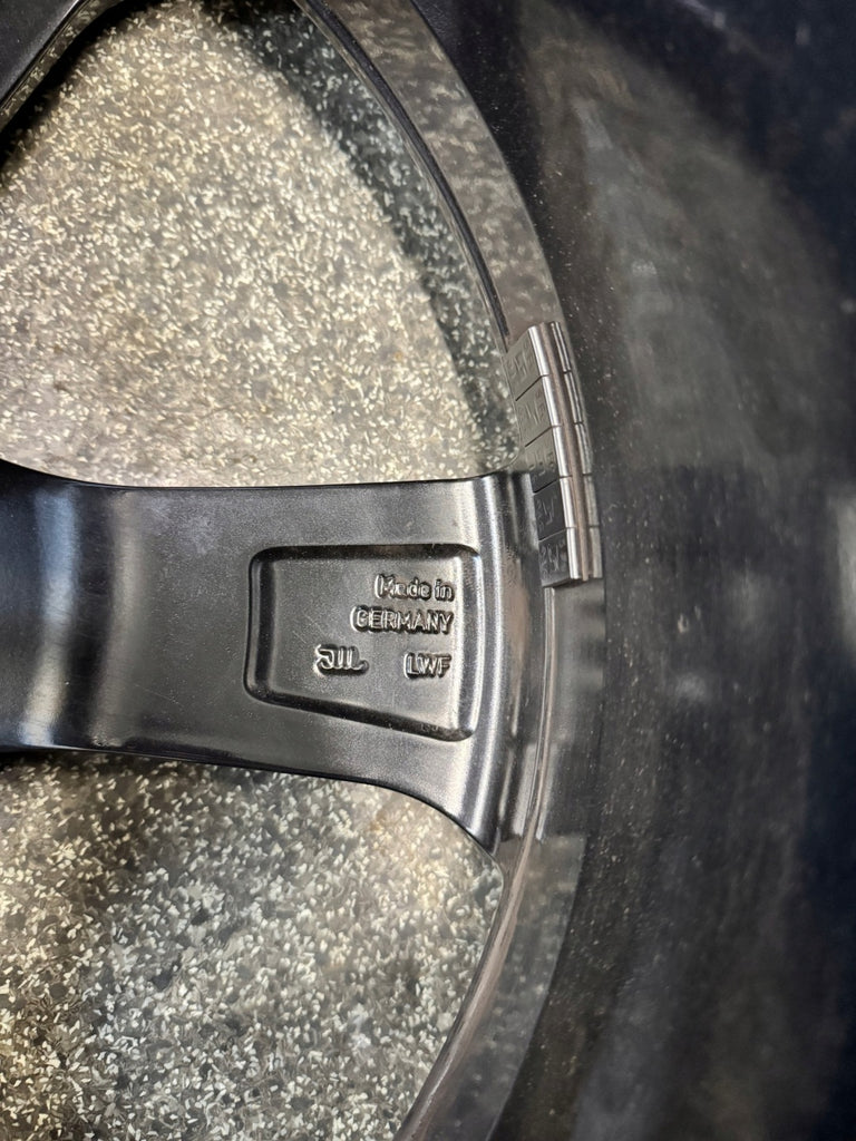 1x Alufelge 19 Zoll 8.5" 5x112 53ET Glanz Schwarz 8V0601025CG Audi A3 Rim Wheel FEL2236617475gx
